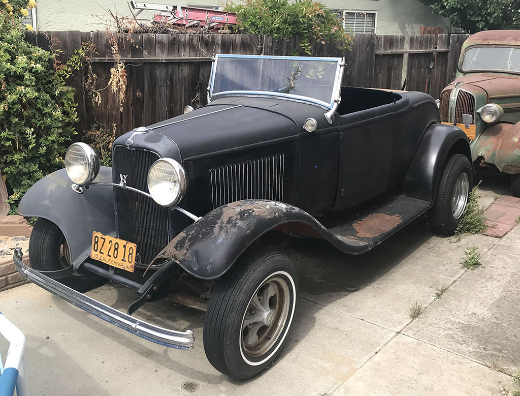 1932 ford roadster - lucky deuce