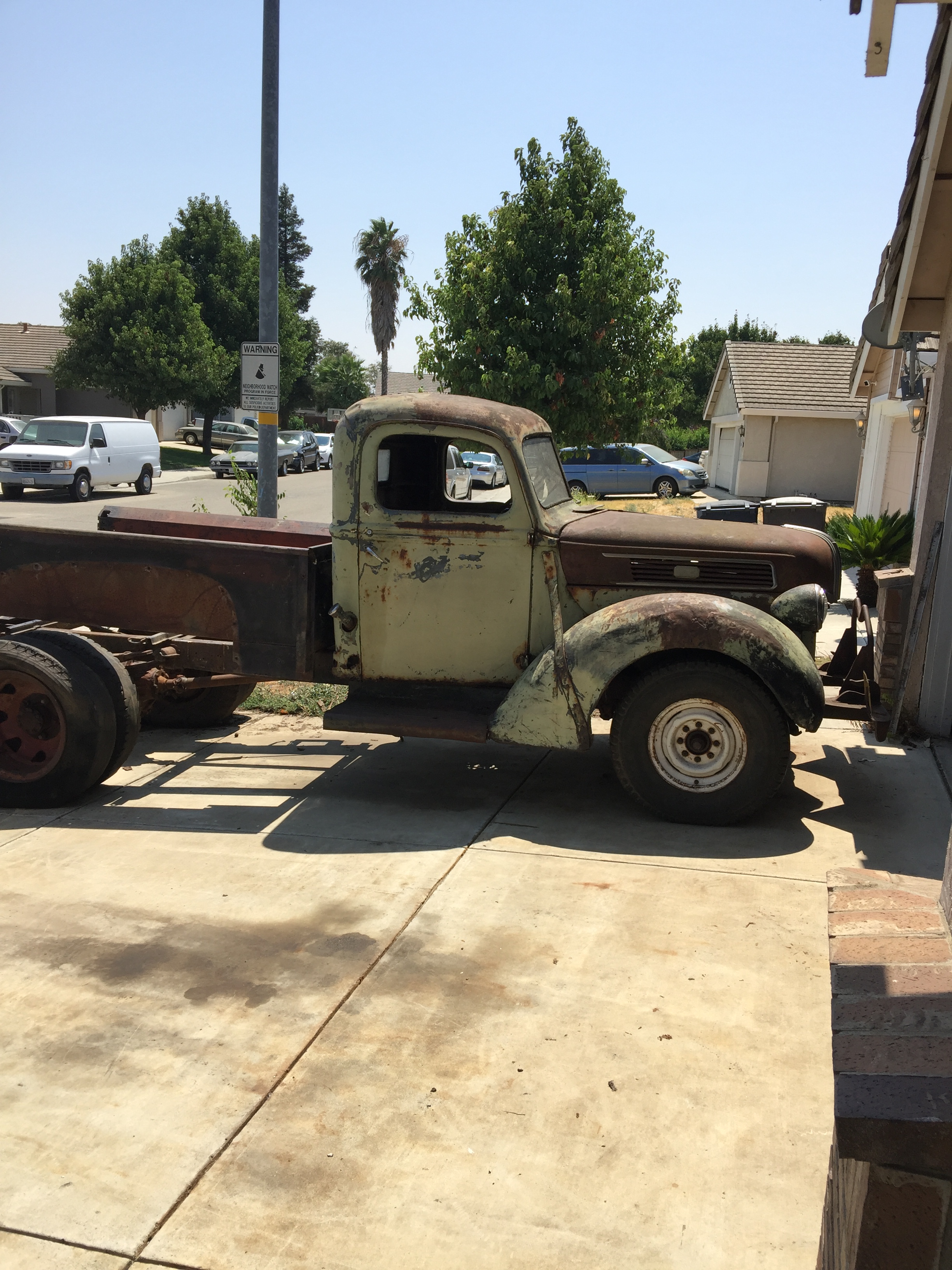 1941 ford truck - 41 ford truck - swapping out the mondo front axle